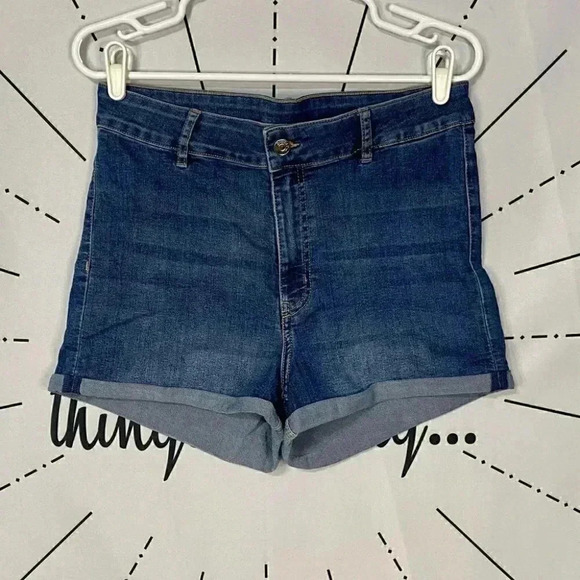 H&M Divided High Waist Cuff Denim Shorts - Picture 2 of 6